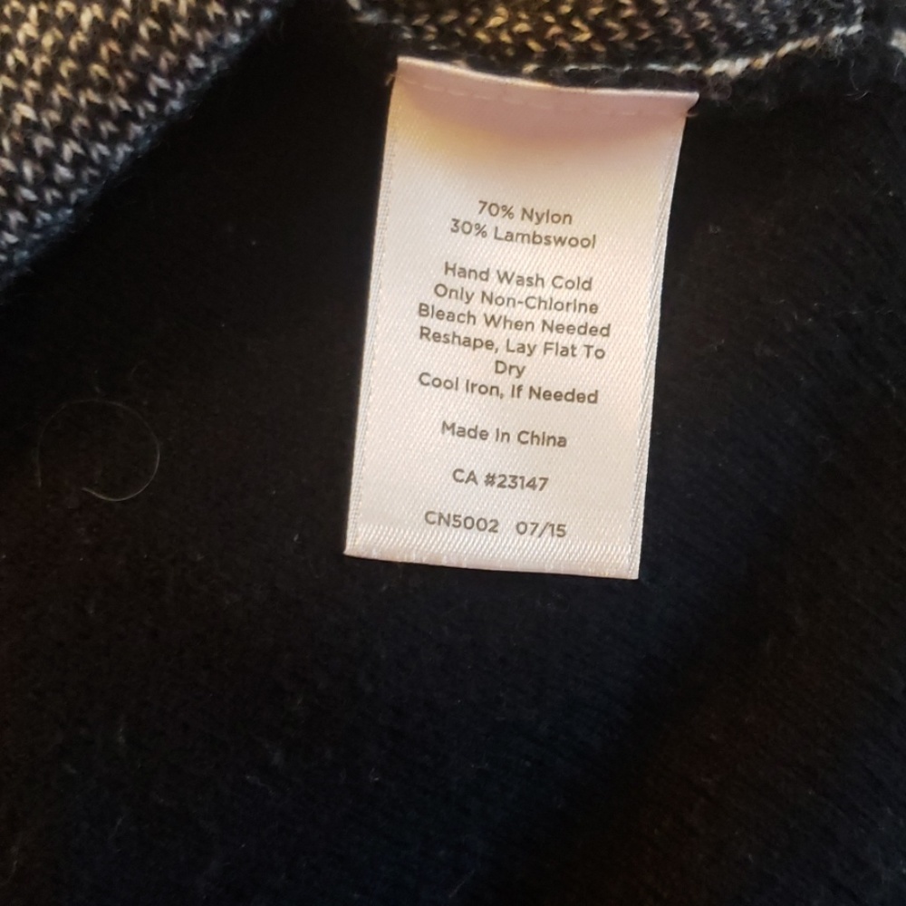 Talbots snowflake sweater - Picture 5 of 5